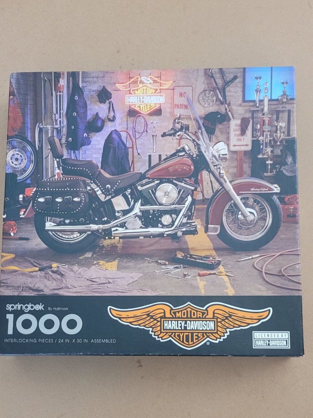 Puzzle HARLEY-DAVIDSON Licensed 1000 pieces Complete 24x30 Springbok By Hallmark